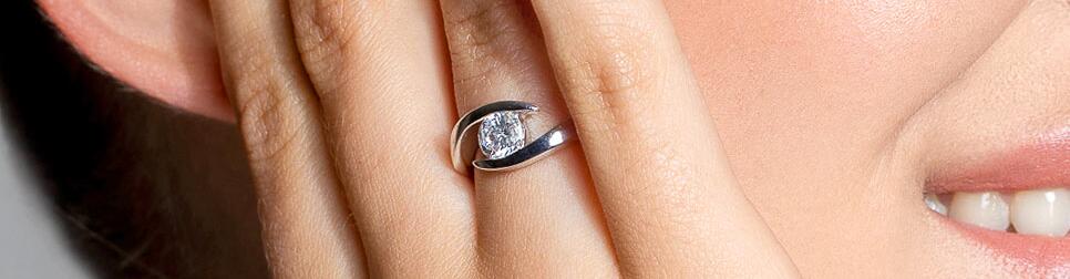 Spannringe mit Diamant