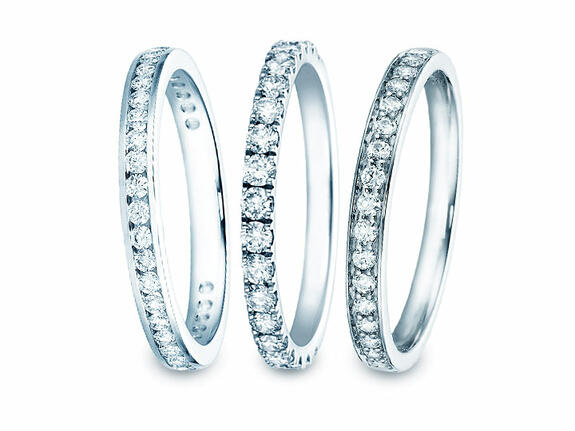 Eternityringe mit Diamanten zur Verlobung kaufen