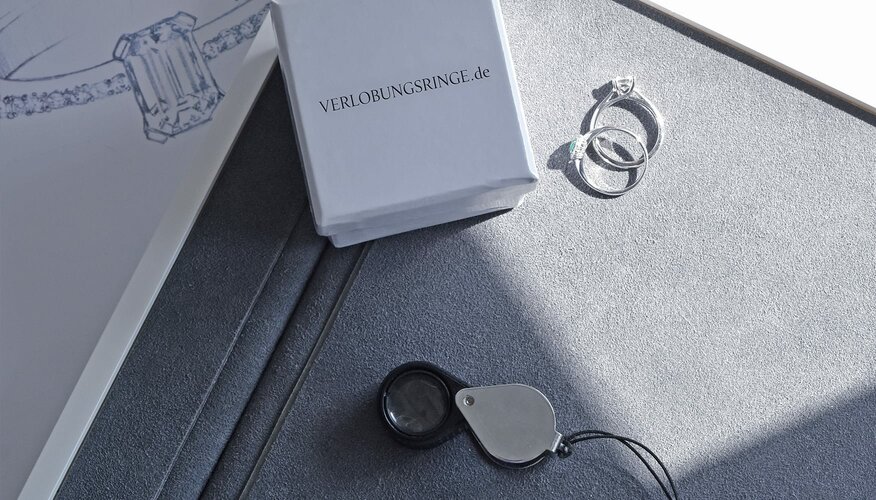 verlobungsringe showroom lade solitaerring farbedelstein