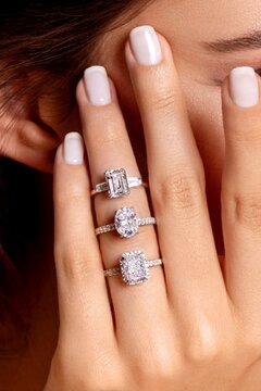 Ringe für 2.000 € und mehr Ringe für 2.000 € und mehr