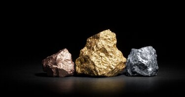 Welches Edelmetall für Verlobungsringe? Weißgold!