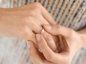 Verlobungsring Vivid Diamond in 18K Weißgold mit Diamanten 0,43ct G/SI