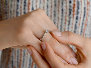 Verlobungsring Melody in Platin