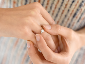 Verlobungsring Vivid Diamond in 14K Weißgold mit Labordiamanten 0,31ct E/VS