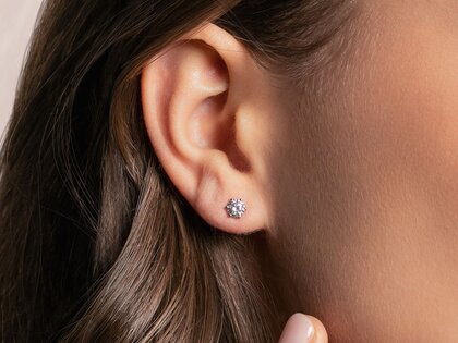 Ohrstecker Classic in 9K Gelbgold mit Diamanten 2,00ct G/SI