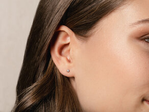 Ohrstecker Classic in 14K Weißgold mit Diamanten 0,10ct GSI G/SI