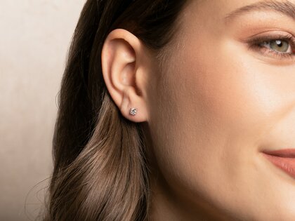 Ohrstecker Modern in 9K Gelbgold mit Diamanten 0,50ct G/SI