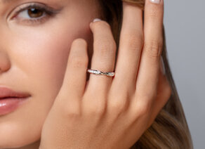 Verlobungsring Spin Diamonds in 14K Weißgold mit Diamanten 0,21ct G/SI
