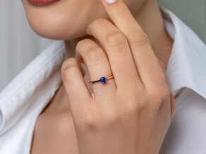 Geburtsstein-Ring Classic 4 September in 14K Gelbgold mit Saphir 0,10ct