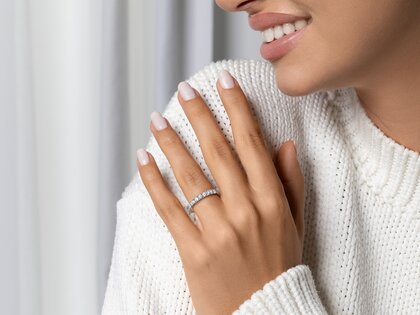 Verlobungsring Dusk in 14K Weißgold mit Diamanten 0,96ct G/SI