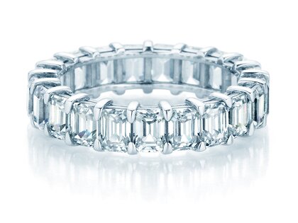 Verlobungsring Emerald Cut Eternity in 9K Weißgold mit Labordiamanten 2,00ct E/VS