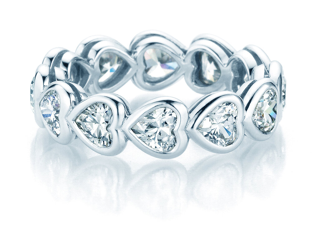Verlobungsring Full of Hearts in 9K Weißgold mit Labordiamanten 2,24ct E/VS