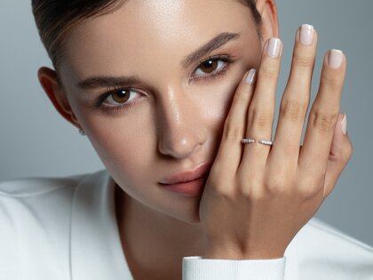 Verlobungsring Peak in 14K Weißgold mit Diamanten 0,36ct G/SI