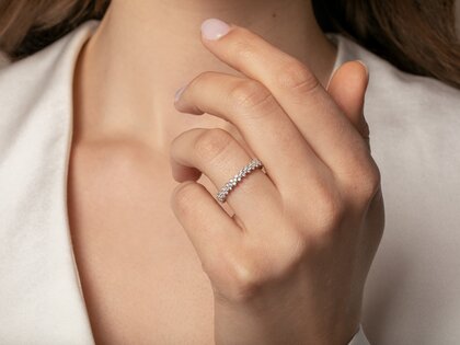 Verlobungsring Stardust  in 14K Gelbgold mit Diamanten 0,78ct G/SI