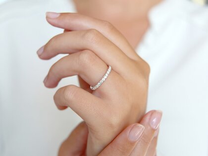 Verlobungsring Wave in 14K Weißgold mit Diamanten 0,57ct G/SI