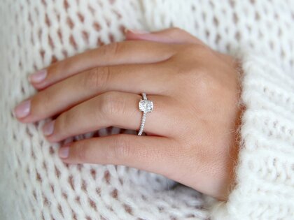 Verlobungsring Cushion Pavé in 14K Weißgold mit Diamanten 1,22ct G/SI