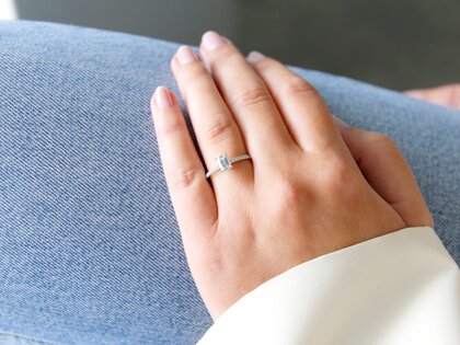 Verlobungsring Elaine in 14K Weißgold mit Diamanten 0,86ct G/VS