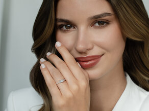 Verlobungsring Emerald-Cut in 14K Weißgold mit Diamanten 0,46ct G/VS