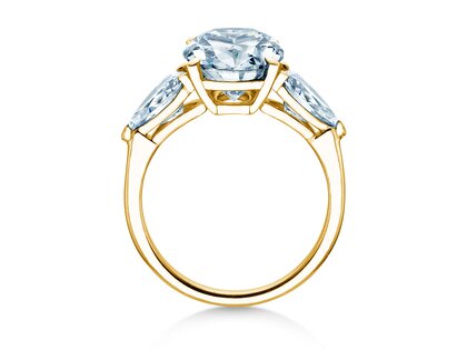 Verlobungsring Oval Pear Cut in 9K Gelbgold mit Labordiamanten 0,49ct E/VS