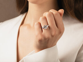 Verlobungsring Oval Tapered Baguette in 9K Gelbgold mit Diamanten 0,41ct G/SI