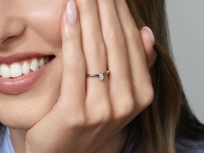 Verlobungsring Pear Clean in 9K Weißgold mit Diamant 0,08ct G/SI