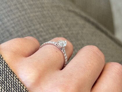 Verlobungsring Pear Pavé in 14K Gelbgold mit Diamanten 0,81ct G/SI