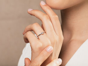 Verlobungsring Radiant Clean in 14K Weißgold mit Diamant 0,08ct G/SI