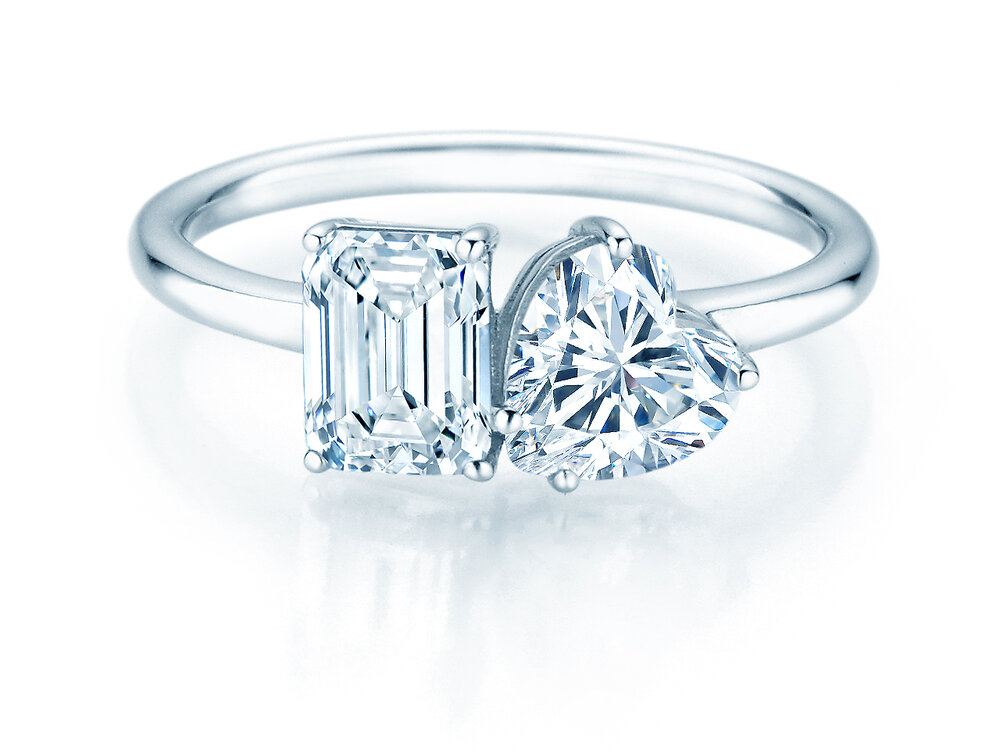 Verlobungsring Toi et Moi Emerald & Heart in Platin 950/- mit Labordiamanten 0,40ct E/VS