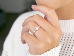 Verlobungsring Flower in Platin