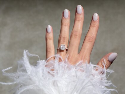 Verlobungsring Radiant Halo Pavé in 9K Gelbgold mit Labordiamanten 1,40ct E/VS