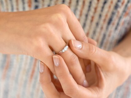 Verlobungsring 3 Stones in 14K Weißgold mit Labordiamanten 0,40ct E/VS