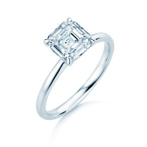 Verlobungsring Asscher Cut in 9K Weißgold mit Labordiamant 0,15ct E/VS