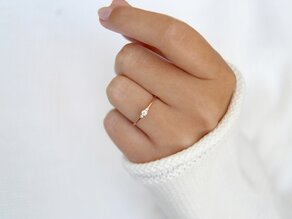 Verlobungsring Vivid Petite Diamond in 9K Roségold mit Diamanten 0,10ct G/SI