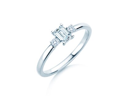 Verlobungsring Vivid Petite Emerald Cut in 9K Weißgold mit Diamanten 0,40ct G/VS