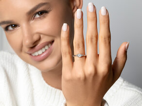 Verlobungsring Vivid Diamond in 18K Weißgold mit Diamanten 0,43ct G/SI
