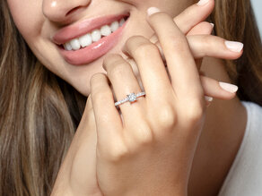 Verlobungsring Classic 4 Pavé in 14K Weißgold mit Diamanten 0,87ct G/SI