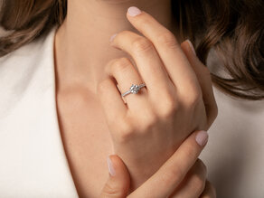 Verlobungsring Classic Pavé in 18K Gelbgold mit Diamanten 1,36ct G/SI