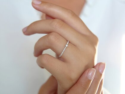Verlobungsring Classic Pavé in 14K Weißgold mit Diamanten 0,20ct G/SI