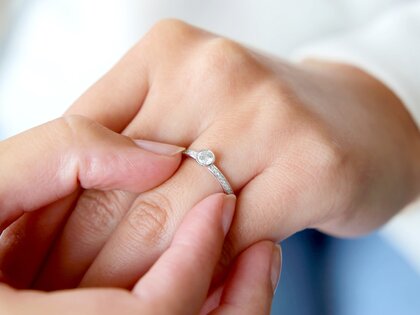 Verlobungsring Eternal Pavé in 14K Weißgold mit Diamanten 0,40ct G/SI
