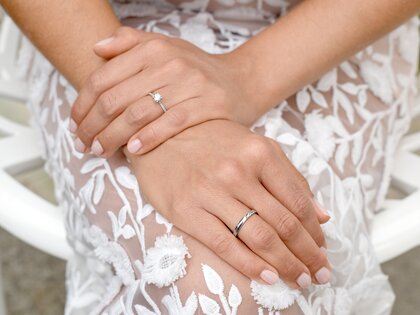 Verlobungsring Grace Petite in 18K Weißgold mit Diamanten 0,43ct G/SI