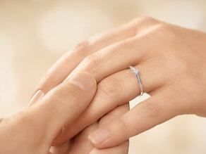 Verlobungsring Modern Pavé in 18K Gelbgold mit Diamanten 0,25ct G/SI
