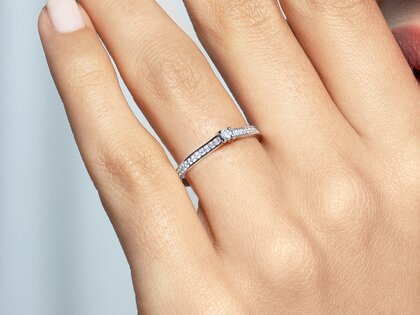 Verlobungsring Surprise Pavé in 14K Weißgold mit Diamanten 0,23ct G/SI