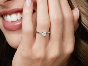 Verlobungsring Classic 4 in 9K Weißgold mit Diamant 1,00ct G/SI