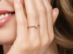 Verlobungsring Classic 6 in 14K Weißgold mit Diamant 0,07ct H/SI