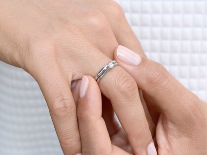 Verlobungsring Classic 6 in 9K Weißgold mit Labordiamant 0,15ct E/VS
