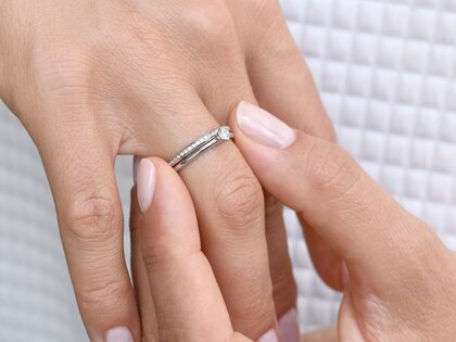 Verlobungsring Classic 6 in 14K Weißgold mit Diamant 0,20ct H/SI