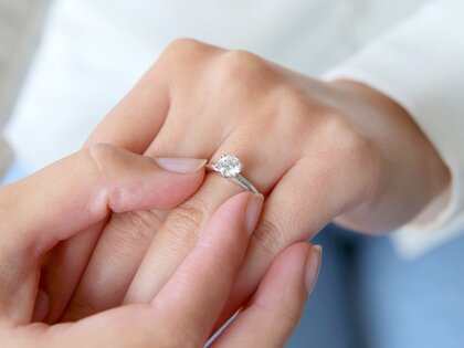 Verlobungsring Classic 6 in 14K Weißgold mit Diamant 0,75ct H/SI