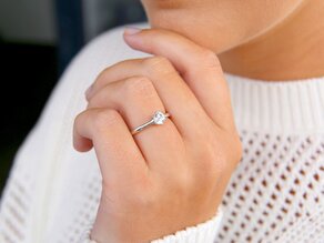 Verlobungsring Classic 6 in 9K Weißgold mit Labordiamant 0,50ct E/VS