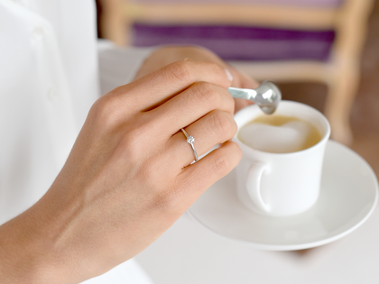 Verlobungsring Classic 6 in 9K Weißgold mit Labordiamant 0,25ct E/VS