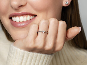 Verlobungsring Classic Beads in 18K Gelbgold mit Diamant 0,20ct G/VS